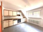 Schöne 3-Zimmer DG-Maisonette-Wohnung mit Wintergarten und Garage - Küche